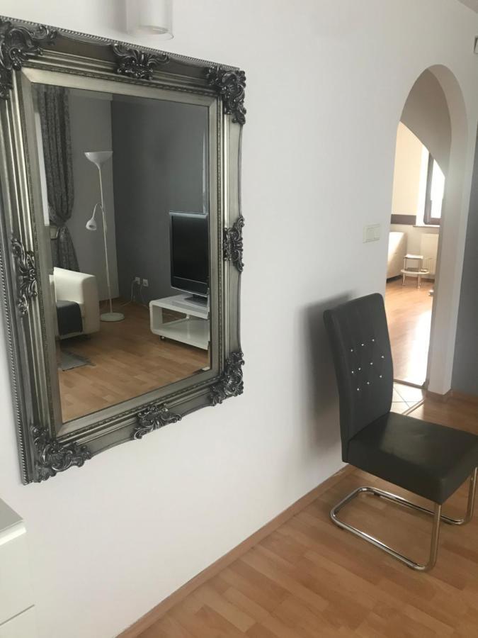 Apartament Zakatek Wroclawia Bielany Wrocławskie Buitenkant foto